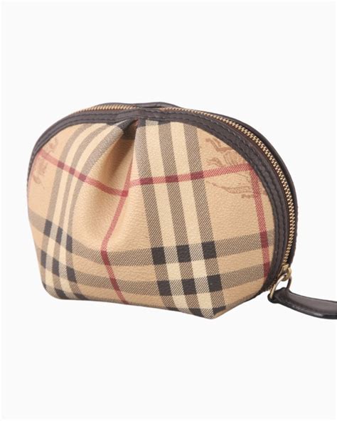 burberry necessaire|Burberry store online.